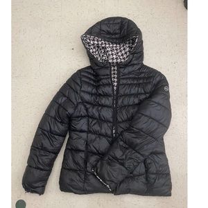 Reversible quilted puffer jacket